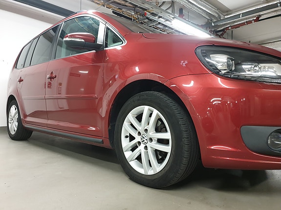 Volkswagen Touran 15 of 30