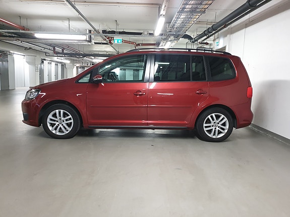 Volkswagen Touran 13 of 30