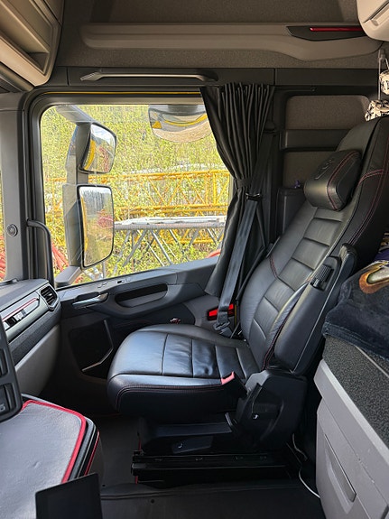 Scania R660 Kombibil, Mählers brøyt/skjær/fastsandstrøer 29 of 30