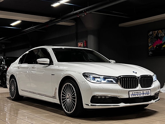 BMW 750d 7 of 30