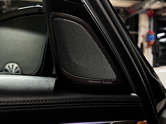 BMW 750d 30 of 30