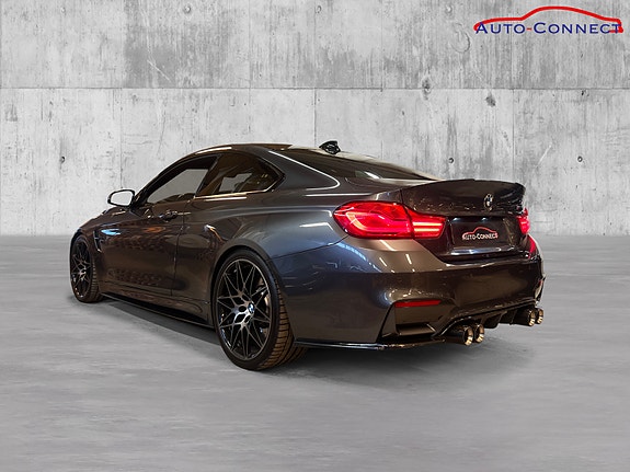 BMW M4 8 of 30