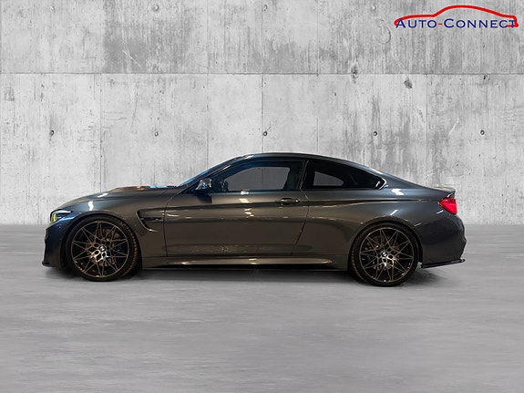 BMW M4 5 of 30