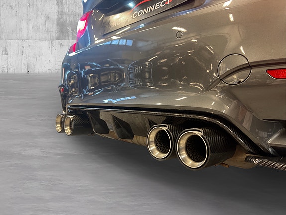 BMW M4 11 of 30