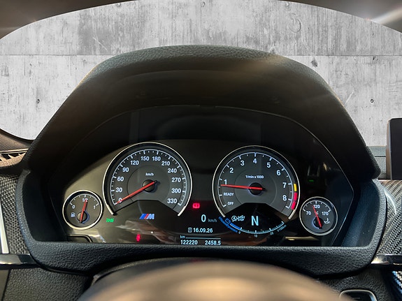 BMW M4 21 of 30