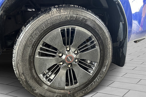 Isuzu D-max 10 of 21