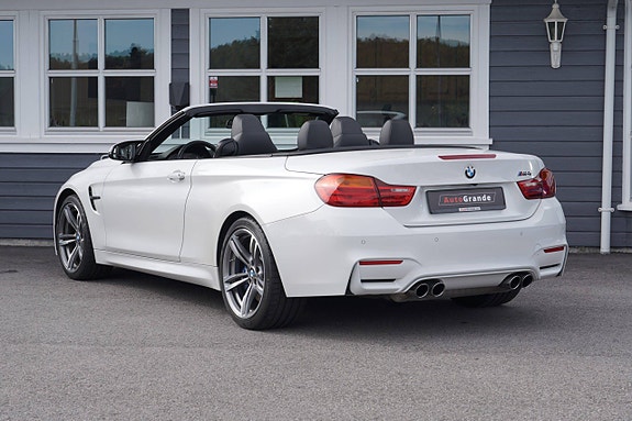 BMW M4 7 of 21