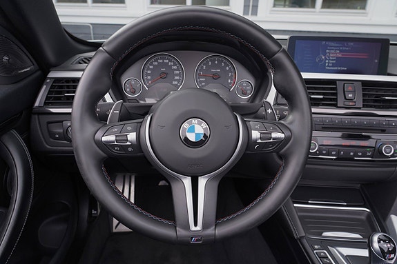 BMW M4 11 of 21