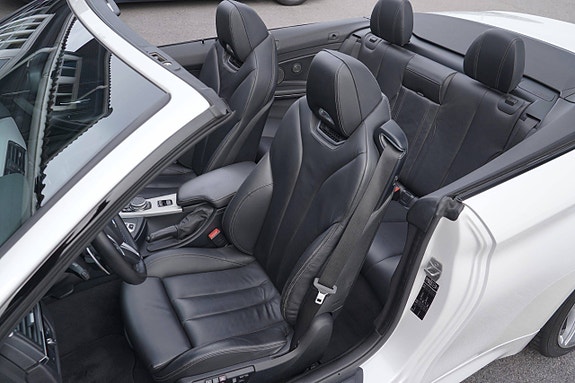 BMW M4 17 of 21