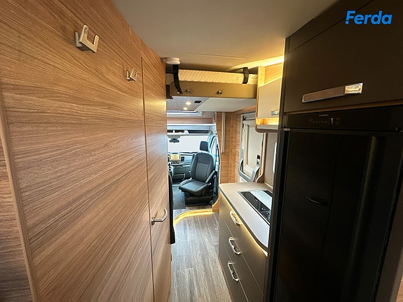 Weinsberg Carasuite 650 MEG * HØSTPRIS * 10 of 24