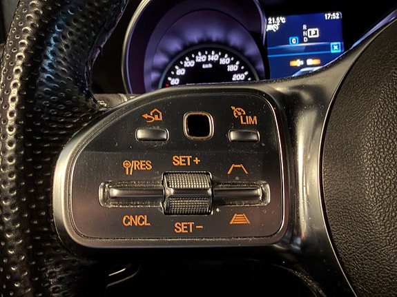 Mercedes-Benz GLC220 d 14 of 19