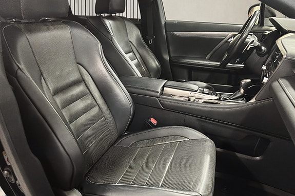 Lexus RX450h 12 of 27