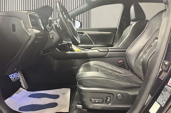 Lexus RX450h 9 of 27