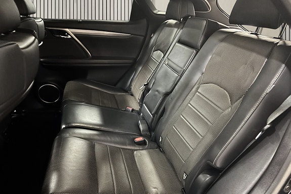 Lexus RX450h 14 of 27
