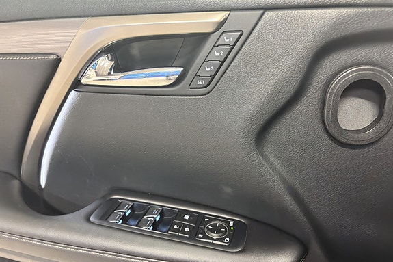 Lexus RX450h 25 of 27