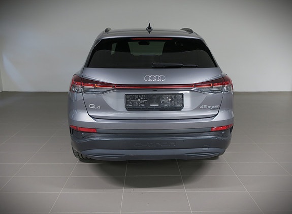 Audi Q4 e-tron 6 of 19