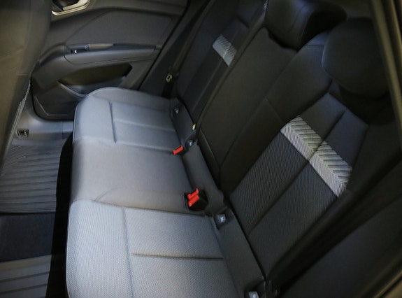 Audi Q4 e-tron 13 of 19