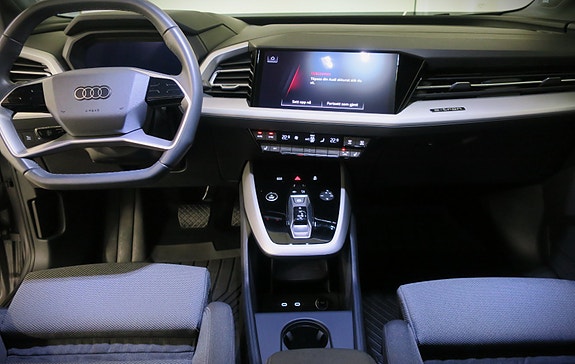 Audi Q4 e-tron 15 of 19
