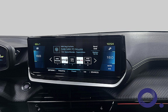 Peugeot e-208 15 of 18