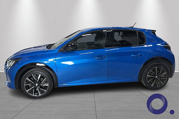 Peugeot e-208 2 of 18