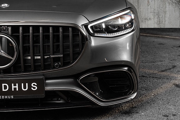 Mercedes-Benz S63 10 of 30