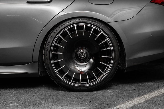 Mercedes-Benz S63 20 of 30