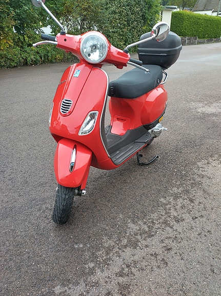 Vespa LX 50 8 of 8
