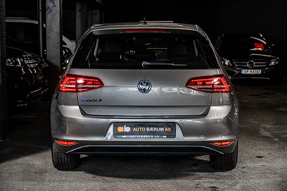 Volkswagen e-Golf VII 7 of 28