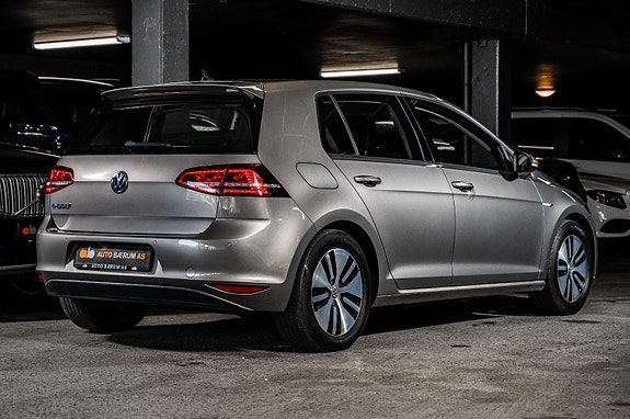 Volkswagen e-Golf VII 5 of 28