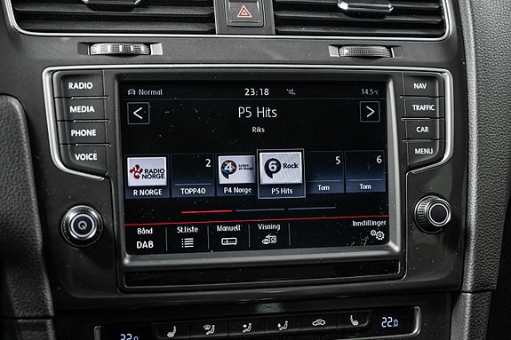 Volkswagen e-Golf VII 21 of 28