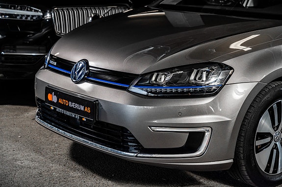 Volkswagen e-Golf VII 2 of 28