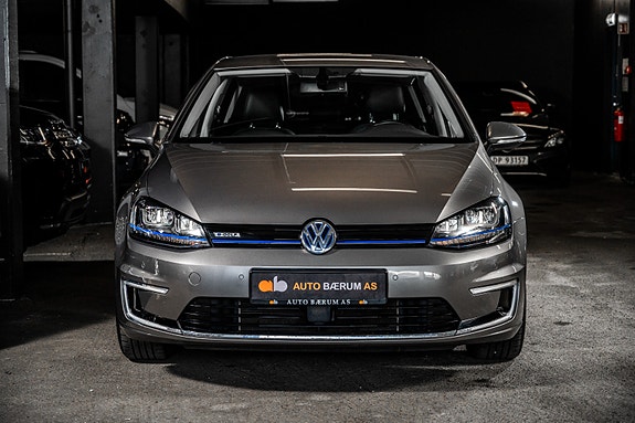 Volkswagen e-Golf VII 3 of 28