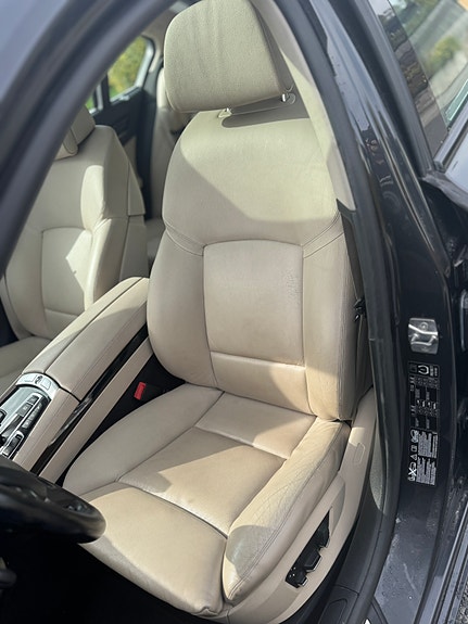 BMW 750i 16 of 18