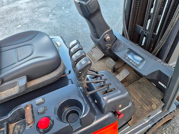 Doosan 1.6 tonns el.truck 12 of 13