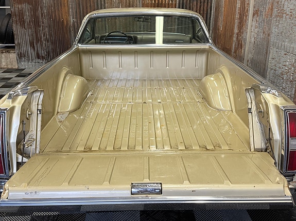 Ford Ranchero 18 of 30