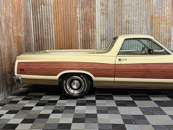 Ford Ranchero 4 of 30