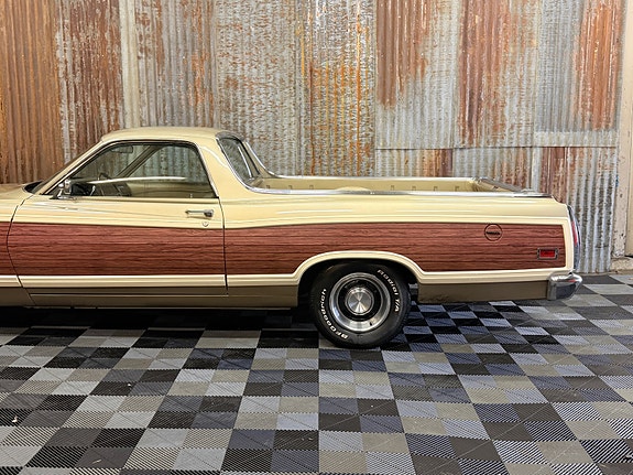 Ford Ranchero 11 of 30