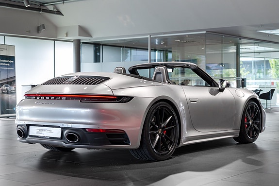 Porsche 911 6 of 30