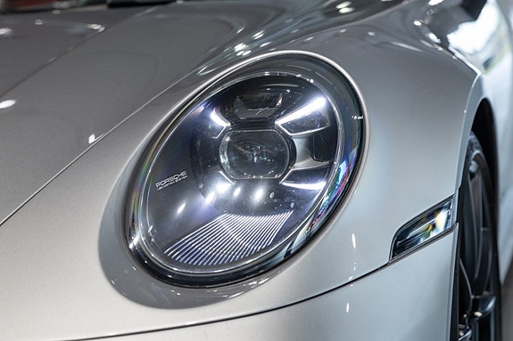 Porsche 911 10 of 30