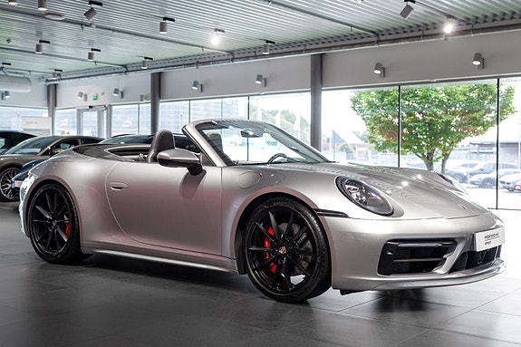 Porsche 911 8 of 30