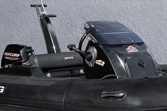 Brig Eagle 4 Black Edition M/ 20HK Merc/Tilt 7 of 30