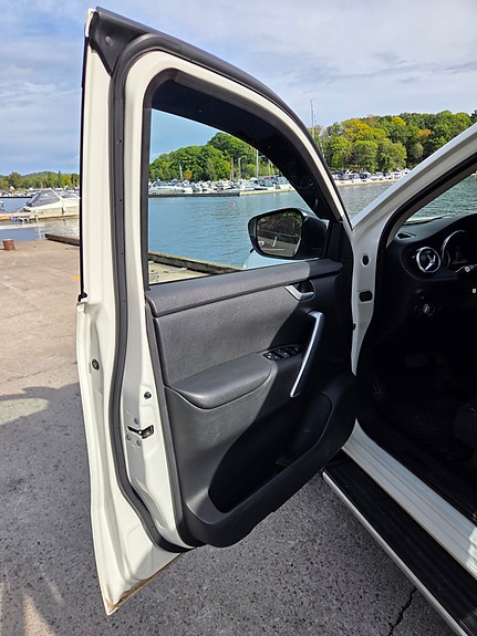 Mercedes-Benz X250 d 17 of 26