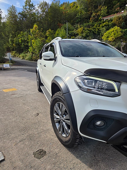 Mercedes-Benz X250 d 5 of 26