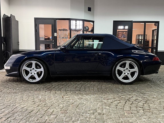 Porsche 911 2 of 27