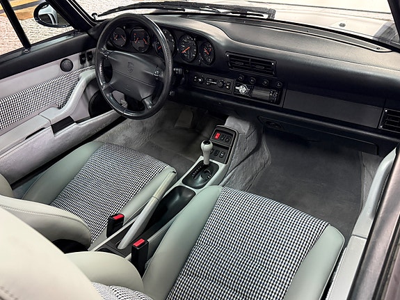 Porsche 911 13 of 27