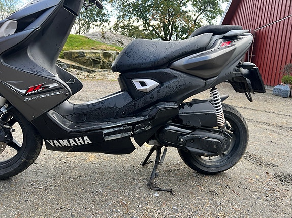 Yamaha 50 Aerox 3 of 9