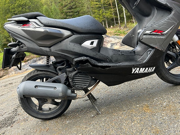 Yamaha 50 Aerox 5 of 9