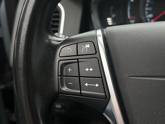 Volvo XC60 27 of 30
