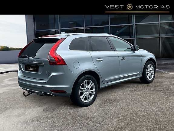 Volvo XC60 9 of 30
