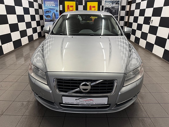 Volvo S80 3 of 30